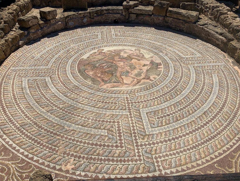 Mozaic din situl arheologic din patrimoniul UNESCU